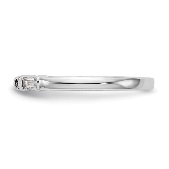 14k White Gold 1/4 carat Round/Baguette Diamond Complete Wedding Band